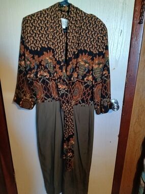 Traces Black Dress with Rust Floral Paisley Print